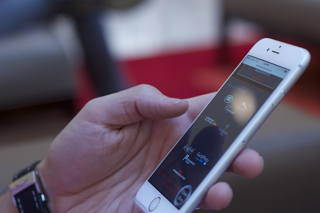 1 in 6 Android users plan to upgrade to the iPhone 6, survey finds 